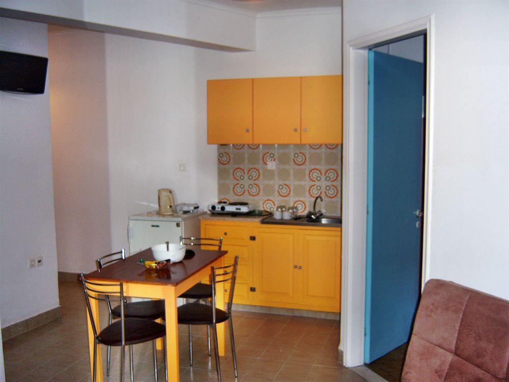 Fantasia Hotel Apartments Città di Kos Esterno foto